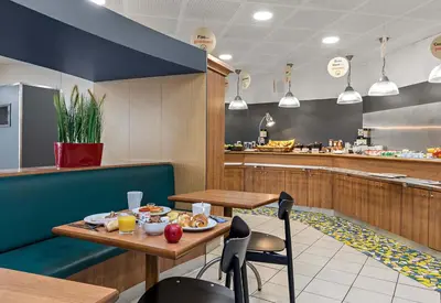 Nourriture dans l'hôtel ou à proximité