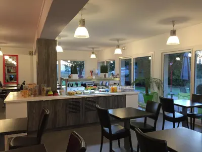 Boissons dans l'établissement Brit Hotel Rouen Sud Val De Reuil