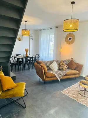 Coin salon dans l'établissement Gîte la volette