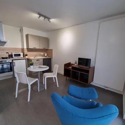 Cuisine ou kitchenette dans l'établissement Résidence NOVAGE - Amiens