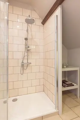 Salle de bains dans l'établissement Couette & Confitures
