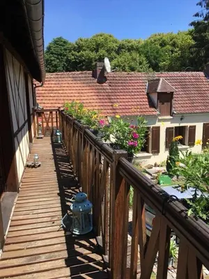 Balcon ou terrasse dans l'établissement Chambres d'hôtes du Moulin de Fourges