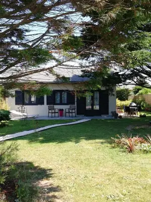 Jardin de l'établissement La Houle, maison