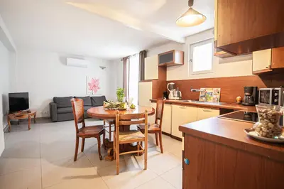 Cuisine ou kitchenette dans l'établissement Appartement 3pieces