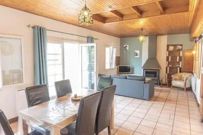Coin salon dans l'établissement Domaine de karoli