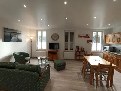 Télévision ou salle de divertissement dans l'établissement Le Nid de la Baie de Somme