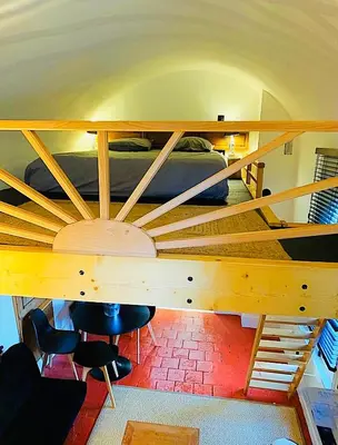 Coin salon dans l'établissement Le petit Chapitre