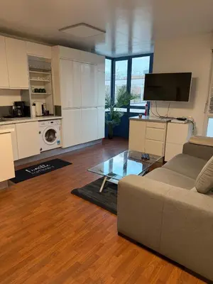 Cuisine ou kitchenette dans l'établissement SPACIEUX Appartement de Charme, près de Paris