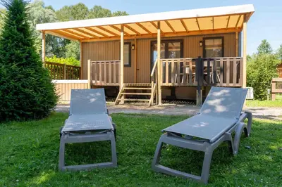 Jardin de l'établissement Camping du Château Vert