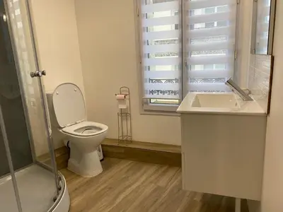 Salle de bains dans l'établissement L’Escapade Normande