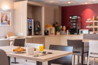 Nourriture dans l'hôtel ou à proximité