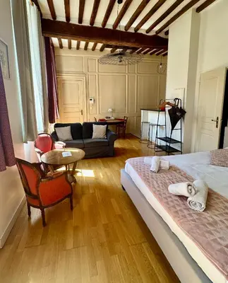 Coin salon dans l'établissement La Chambre d'Emma