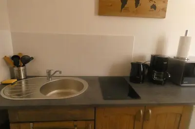 Cuisine ou kitchenette dans l'établissement Gîte L'EAU VIVE