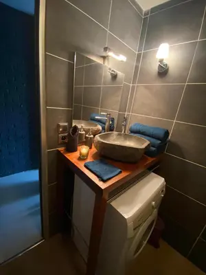 Salle de bains dans l'établissement Verdun
