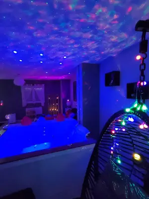 Plan de l'établissement Loft avec Baignoire SPA LÉcrin Romantique