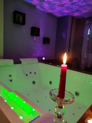 Plan de l'établissement Loft avec Baignoire SPA LÉcrin Romantique