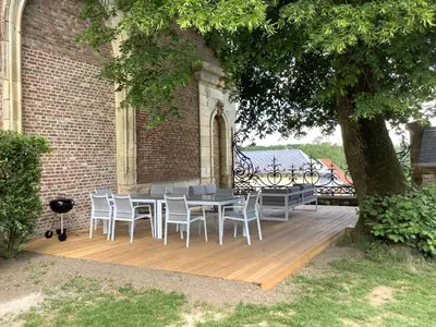 Jardin de l'établissement Pavillon de la Garde