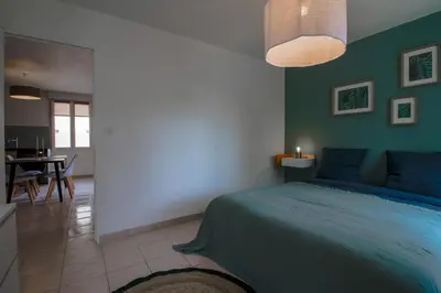 Un ou plusieurs lits dans un hébergement de l'établissement Cocooning Giverny Vernon n4 et n9