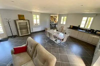 Cuisine ou kitchenette dans l'établissement La Grange