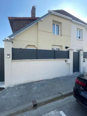 Bâtiment de le séjour chez l'habitant