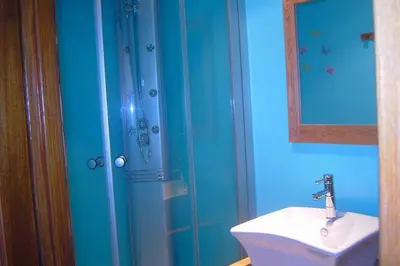 Salle de bains dans l'établissement Maison Le four à chaux