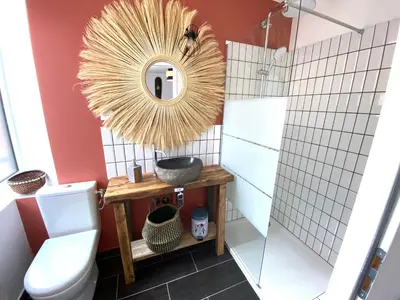 Salle de bains dans l'établissement appartements proche gare