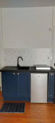 Cuisine ou kitchenette dans l'établissement Studio cosy - En plein Centre Ville - 2 pers