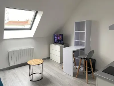 Télévision ou salle de divertissement dans l'établissement Casamara 3 studio au coeur du parc de la Hotoie