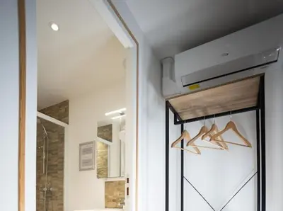Salle de bains dans l'établissement L’Auberge de papa