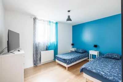 Un ou plusieurs lits dans un hébergement de l'établissement logement 004 a 300m de la gare Mantes la jolie