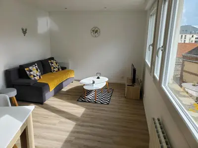 Coin salon dans l'établissement Le cocon Dieppois - Appt spacieux avec parking privé