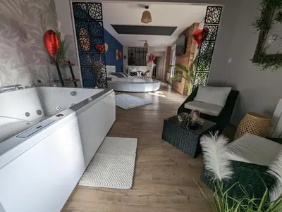 Cuisine ou kitchenette dans l'établissement Gite Romantique avec Espace Balnéo et Ciel Etoilé 