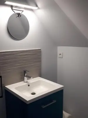 Salle de bains dans l'établissement Gite insolite kota finlandais