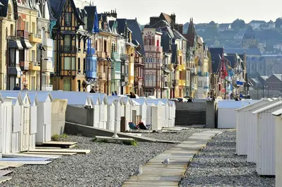 Vue générale sur Le Tréport ou vue de la ville depuis la maison de vacances