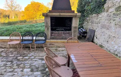 Jardin de l'établissement Cozy Home In Saint-Cyr-En-Arthies
