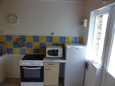 Cuisine ou kitchenette dans l'établissement Duplex 4 personnes La Calypso