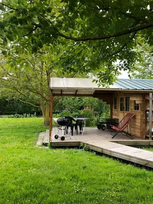 Jardin de l'établissement Le Châlet des Hortillonnages