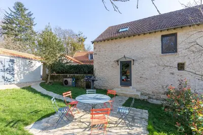Jardin de l'établissement Le petit Saint Léger