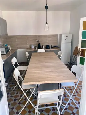 Cuisine ou kitchenette dans l'établissement Ensemble French House Rouen - calme & chaleureux