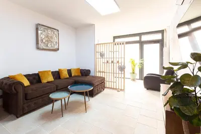 Coin salon dans l'établissement Le Jardin secret