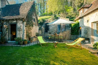 Jardin de l'établissement Le Cottage, Maison paysanne au cœur du Vexin