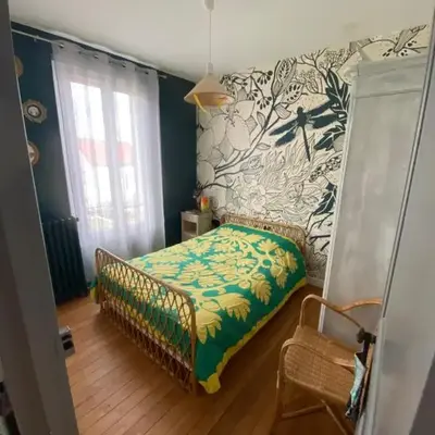 Chambre privée les Clottins dans maison