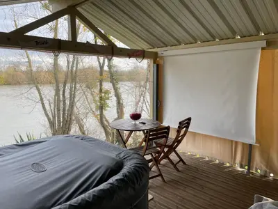 Balcon ou terrasse dans l'établissement Chalet cosy bord de Seine 30min paris