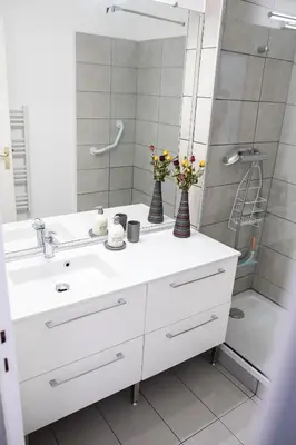 Salle de bains dans l'établissement Lorraine