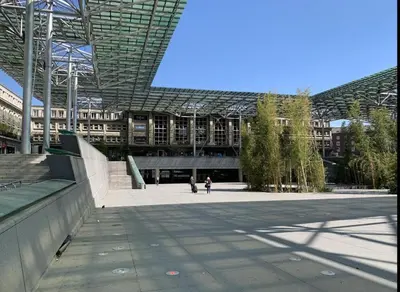 Plan de l'établissement GRAND STUDIO AMIENS GARE TOUT CONFORT WIFI NETFLIX 2PERS