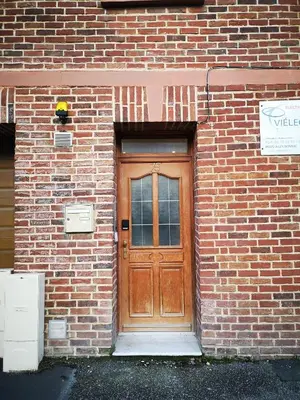 Façade ou entrée de l'établissement GRAND STUDIO AMIENS GARE TOUT CONFORT WIFI NETFLIX 2PERS