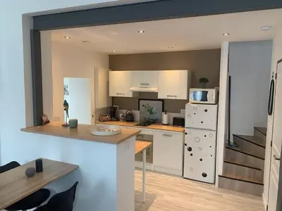 Cuisine ou kitchenette dans l'établissement la parisienne ( 4 km de rouen )