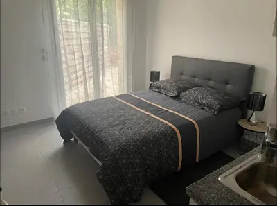 Un ou plusieurs lits dans un hébergement de l'établissement Studio à 300 m de la gare de Mantes-la-Jolie