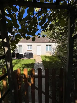Jardin de l'établissement Charmante Maisonnette au calme / Jardin privatif