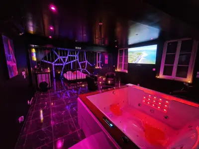 Plan de l'établissement Suite Coquine avec jacuzzi YaoSpa60